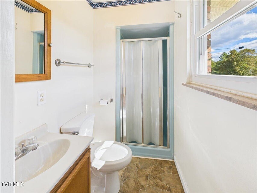 Photo #25: 161 Gardenia Drive