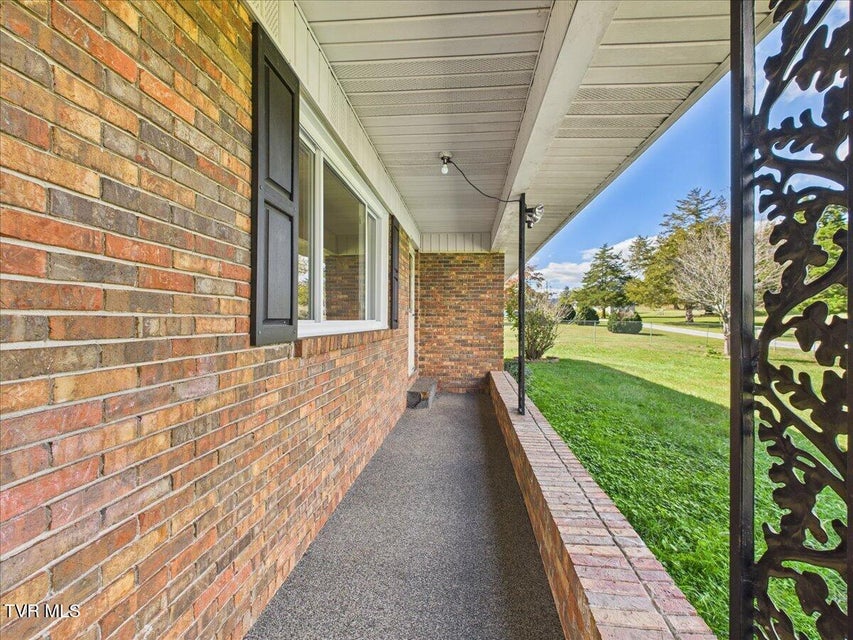 Photo #27: 161 Gardenia Drive