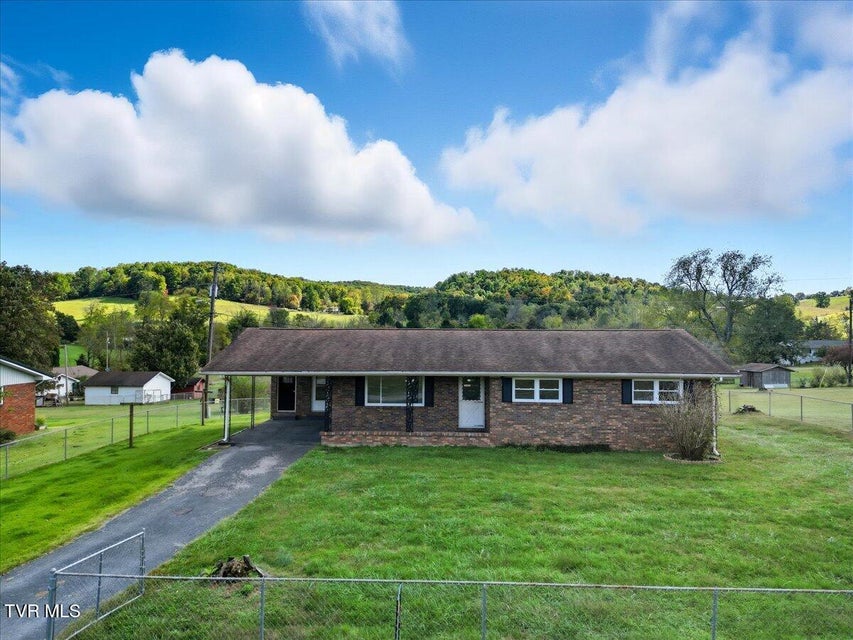 Photo #2: 161 Gardenia Drive