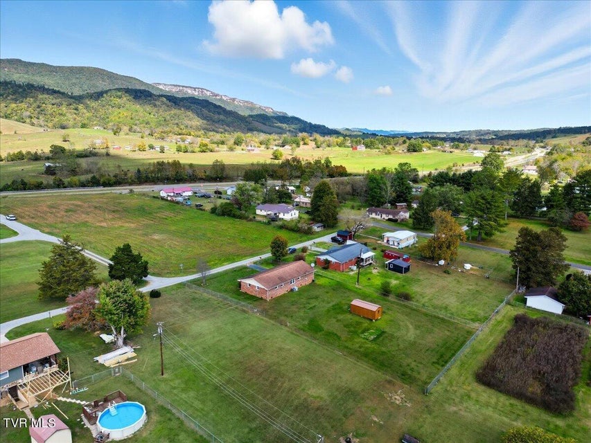 Photo #28: 161 Gardenia Drive