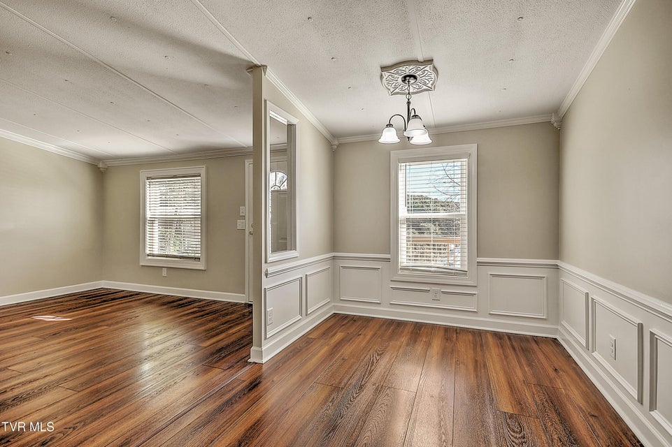 Photo #7: 1302 Camelia Avenue