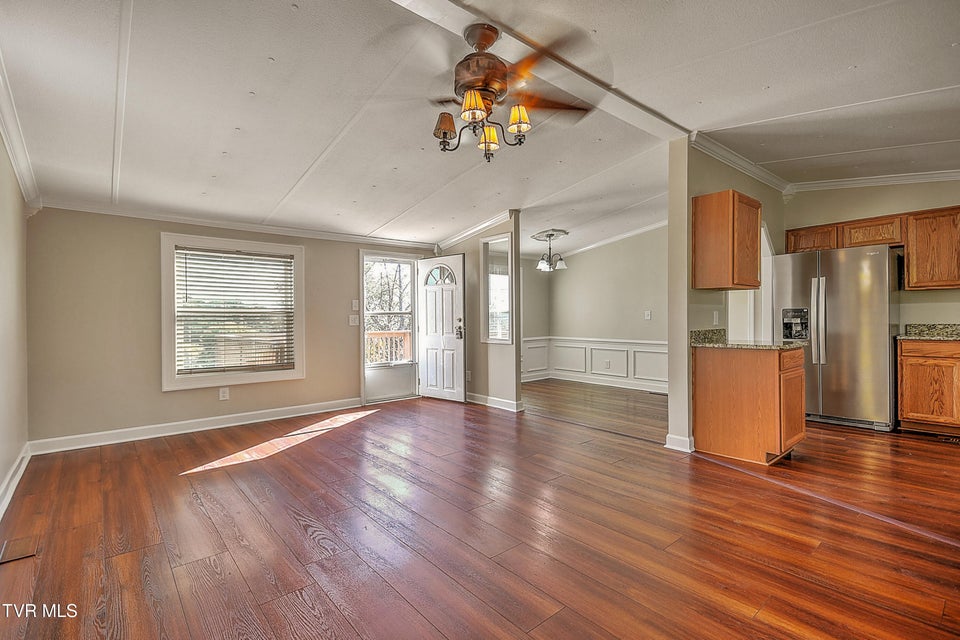 Photo #12: 1302 Camelia Avenue