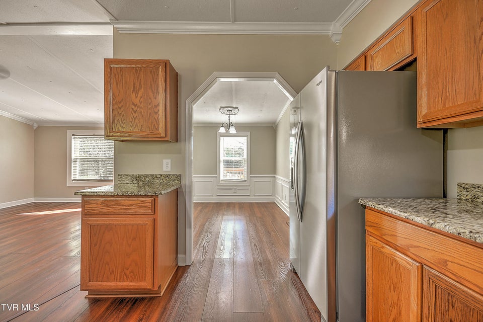 Photo #18: 1302 Camelia Avenue