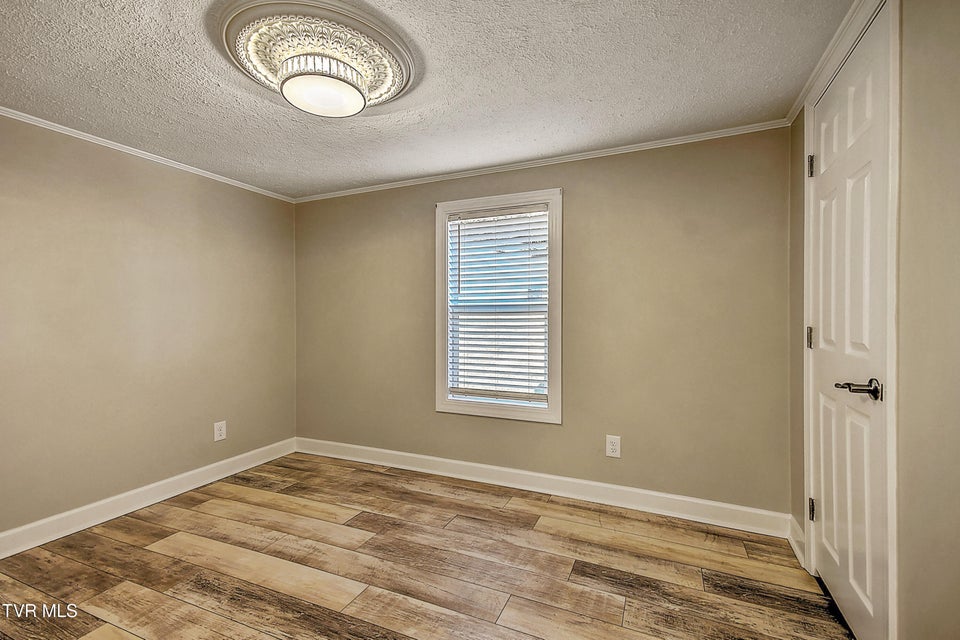 Photo #34: 1302 Camelia Avenue