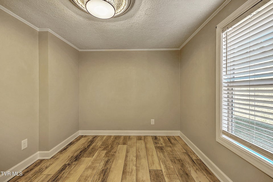 Photo #35: 1302 Camelia Avenue