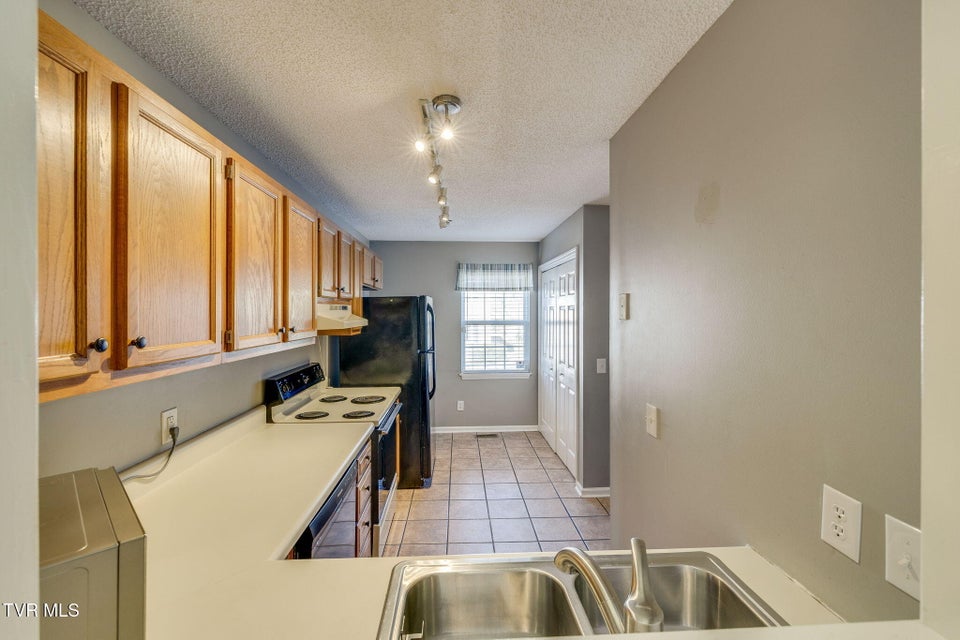 Photo #10: 200 Arrowhead Drive Drive