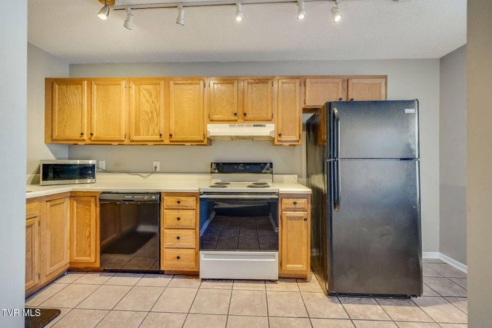 Photo #11: 200 Arrowhead Drive Drive