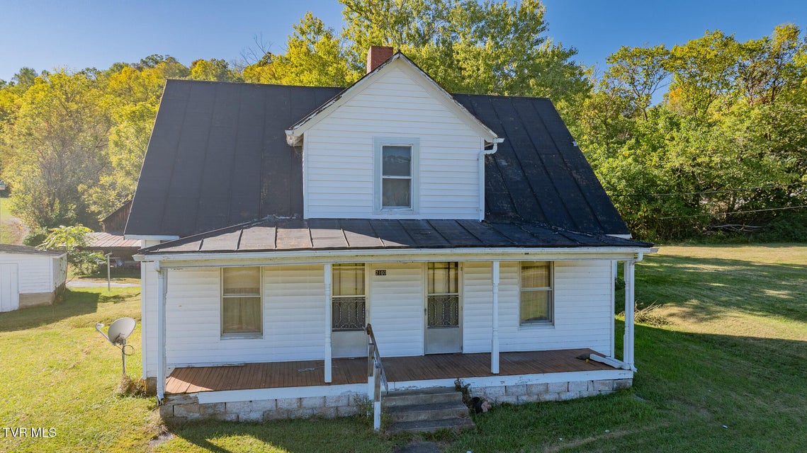 Photo #18: 2100 State Line Road