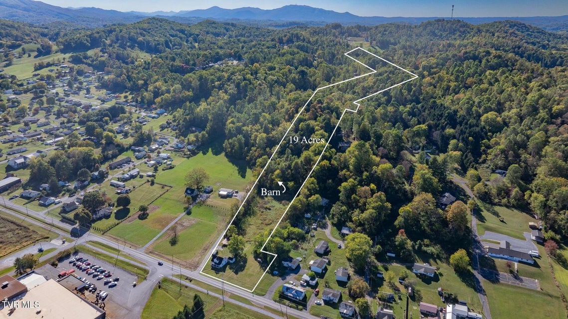 Photo #2: 2100 State Line Road