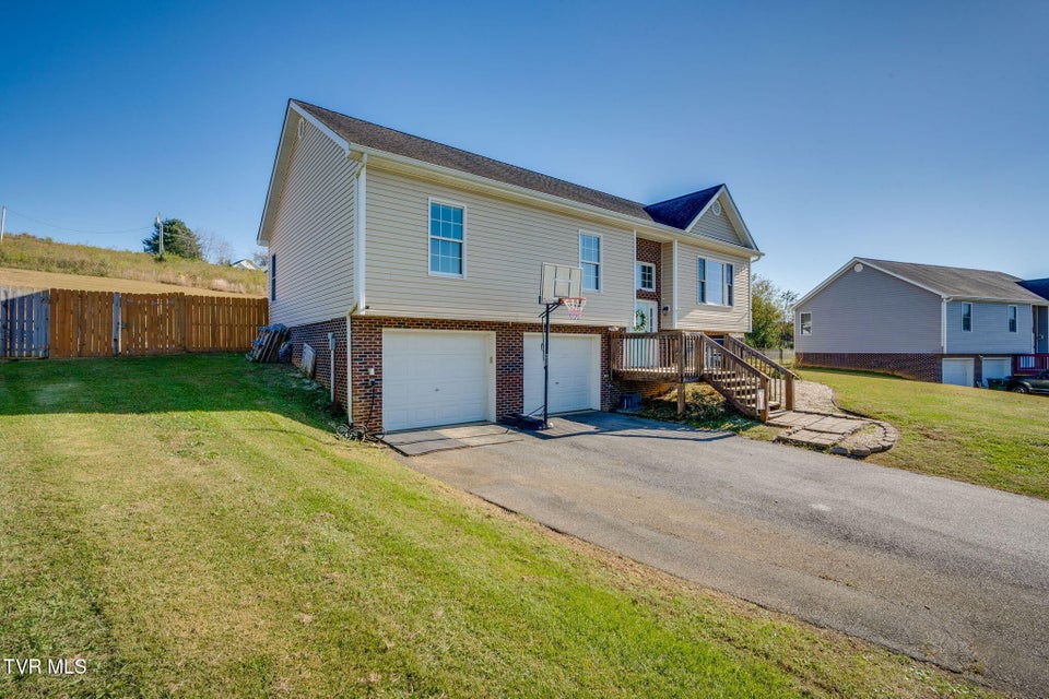 Photo #2: 158 Slate Hill Road