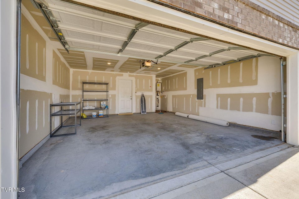 Photo #21: 1133 Tay Station