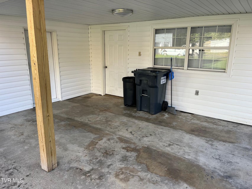 Photo #14: 1116 Highway 91 