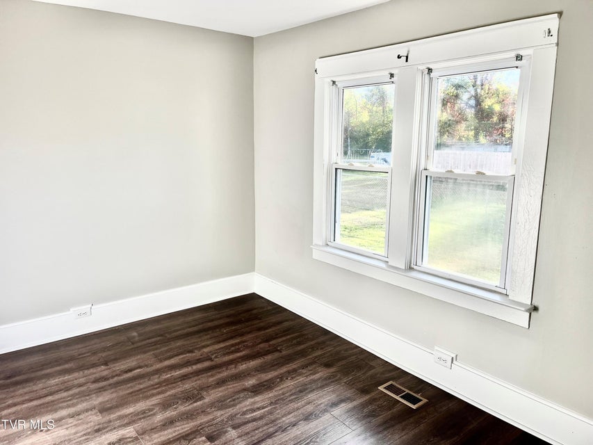 Photo #36: 1116 Highway 91 