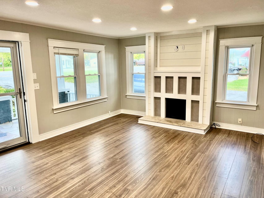 Photo #18: 1116 Highway 91 