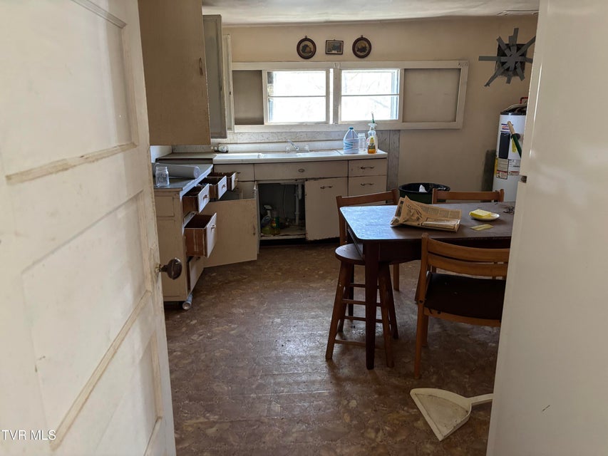 Photo #10: 703 Locust Gap Road