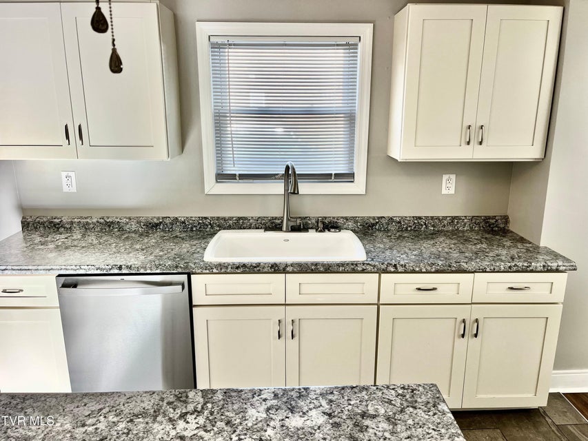 Photo #20: 1116 Highway 91 