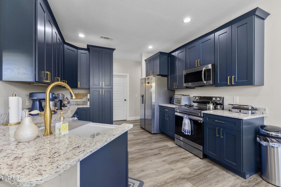 Photo #22: 2579 Shoreline Vista