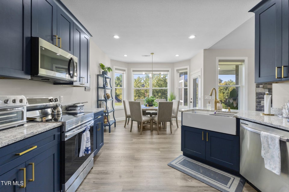 Photo #25: 2579 Shoreline Vista