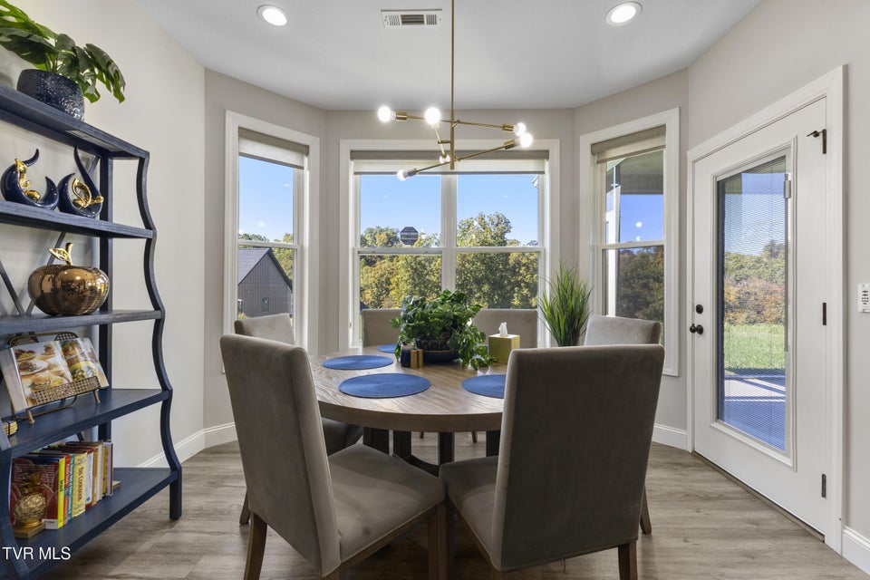 Photo #26: 2579 Shoreline Vista