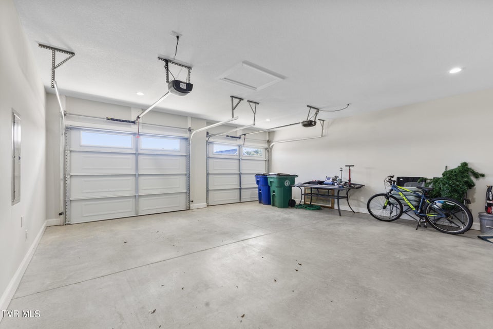 Photo #45: 2579 Shoreline Vista