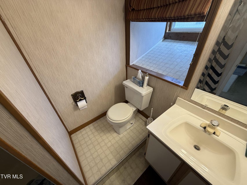 Photo #11: 315 9th Street