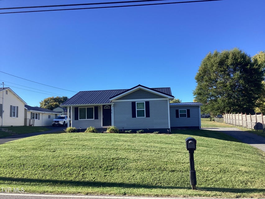 Photo #22: 616 Old Airport Road