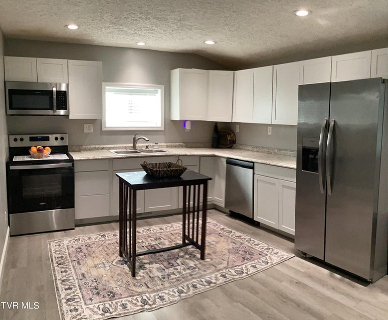 Photo #3: 616 Old Airport Road