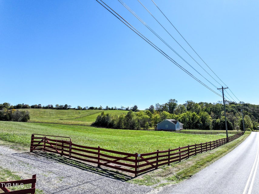 Photo #8: 745 Sinking Springs 