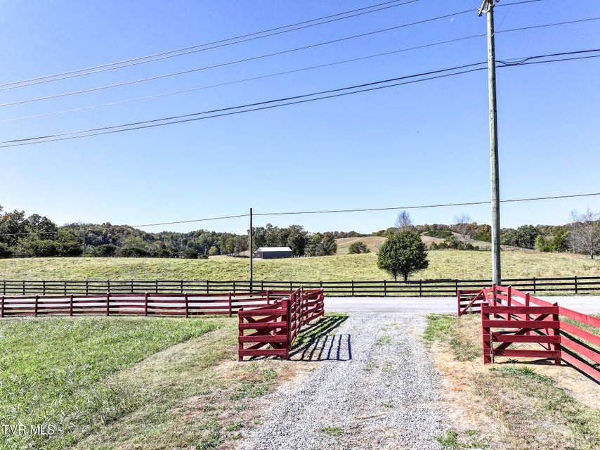 Photo #34: 745 Sinking Springs 