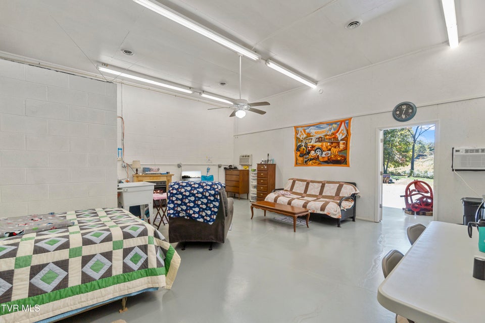 Photo #38: 745 Sinking Springs 