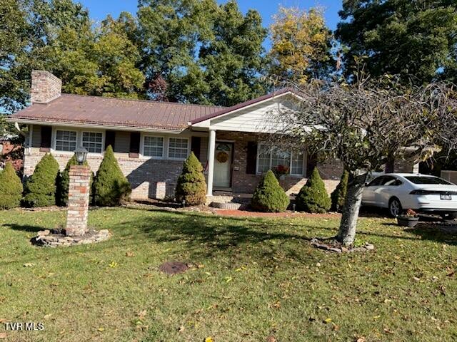 Photo #4: 3300 Grandview Drive