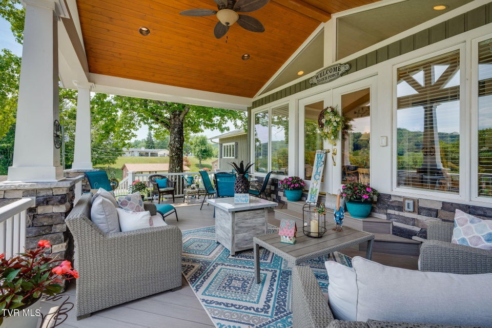 Photo #34: 120 Lemay Drive