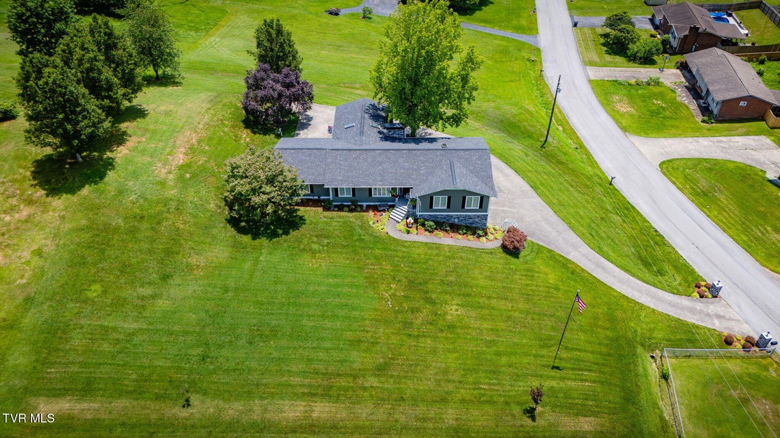 Photo #37: 120 Lemay Drive