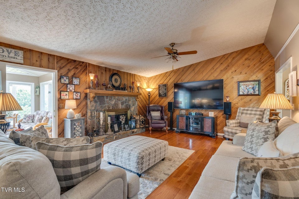 Photo #48: 120 Lemay Drive