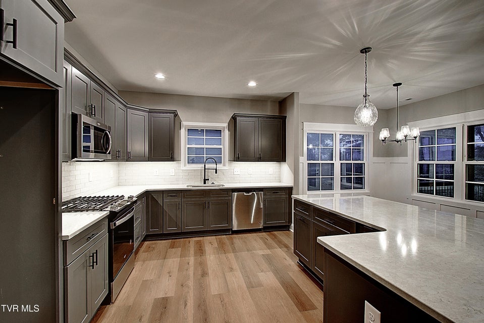 Photo #7: 750 Hunts Terrace Drive