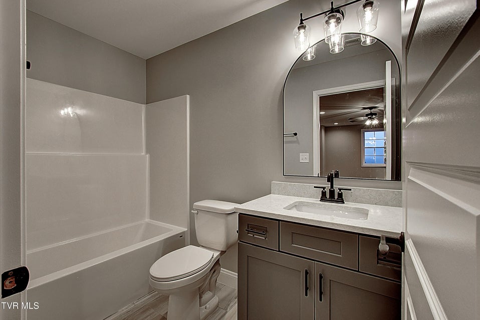 Photo #17: 750 Hunts Terrace Drive