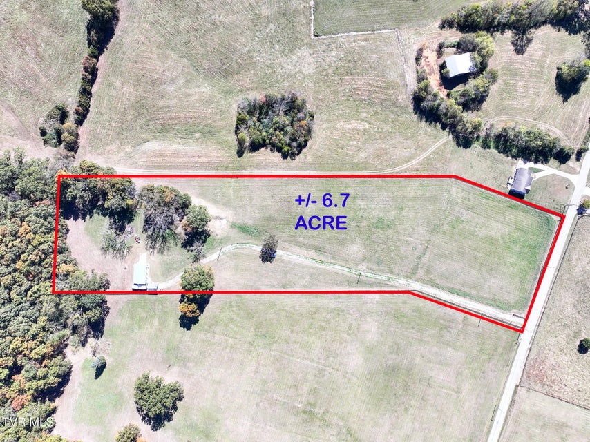 Photo #2: 745 Sinking Springs 