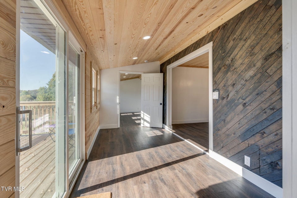 Photo #12: 292 Main Street