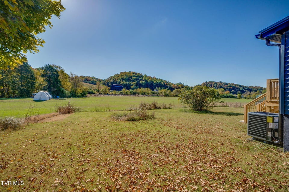 Photo #30: 292 Main Street