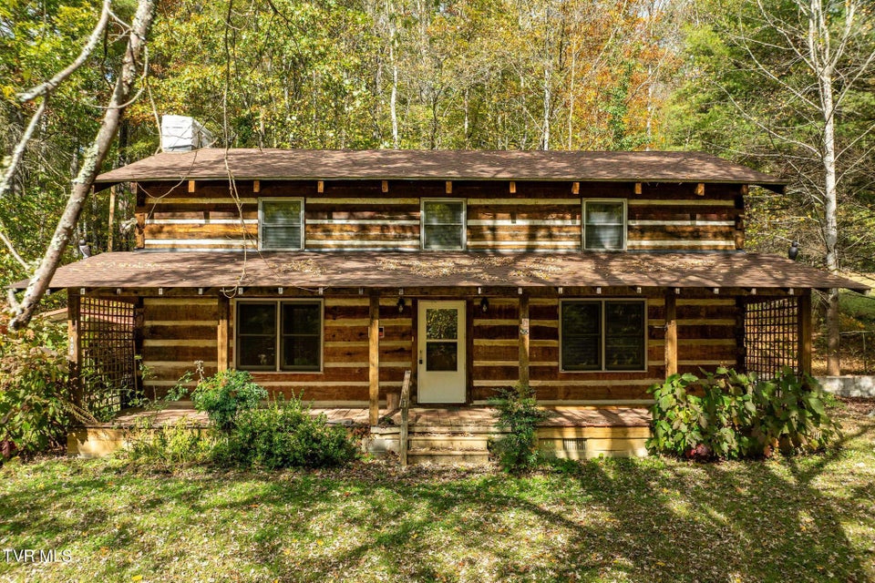 Photo #2: 400 Blant Road