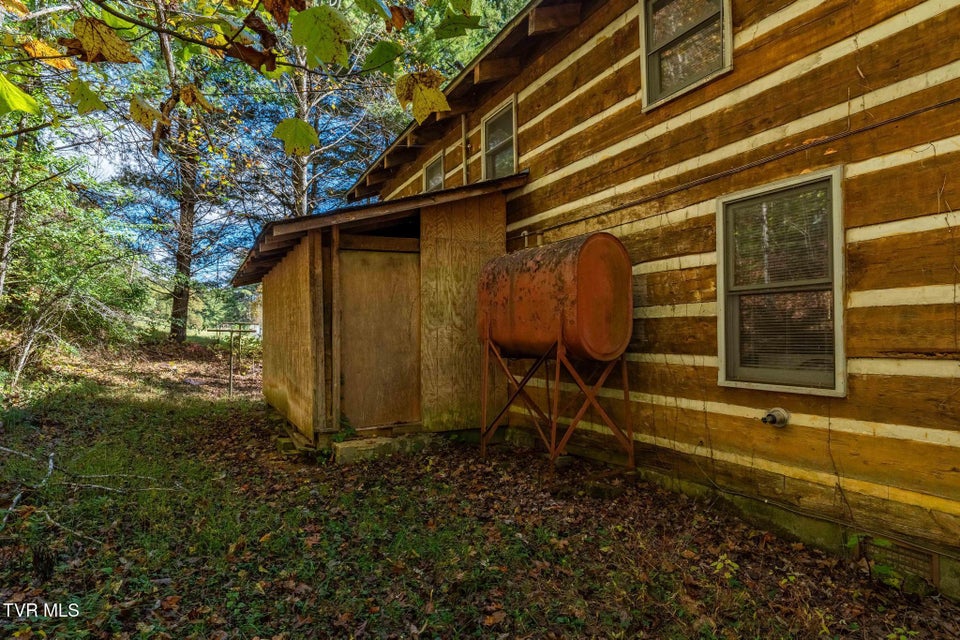 Photo #44: 400 Blant Road