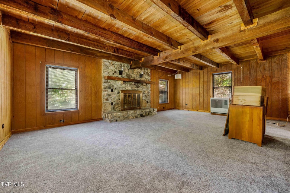 Photo #7: 400 Blant Road