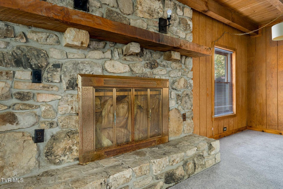 Photo #9: 400 Blant Road