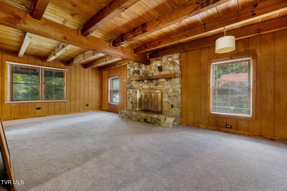 Photo #11: 400 Blant Road