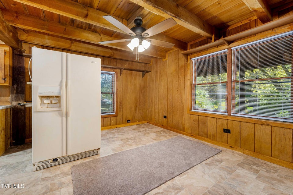 Photo #13: 400 Blant Road