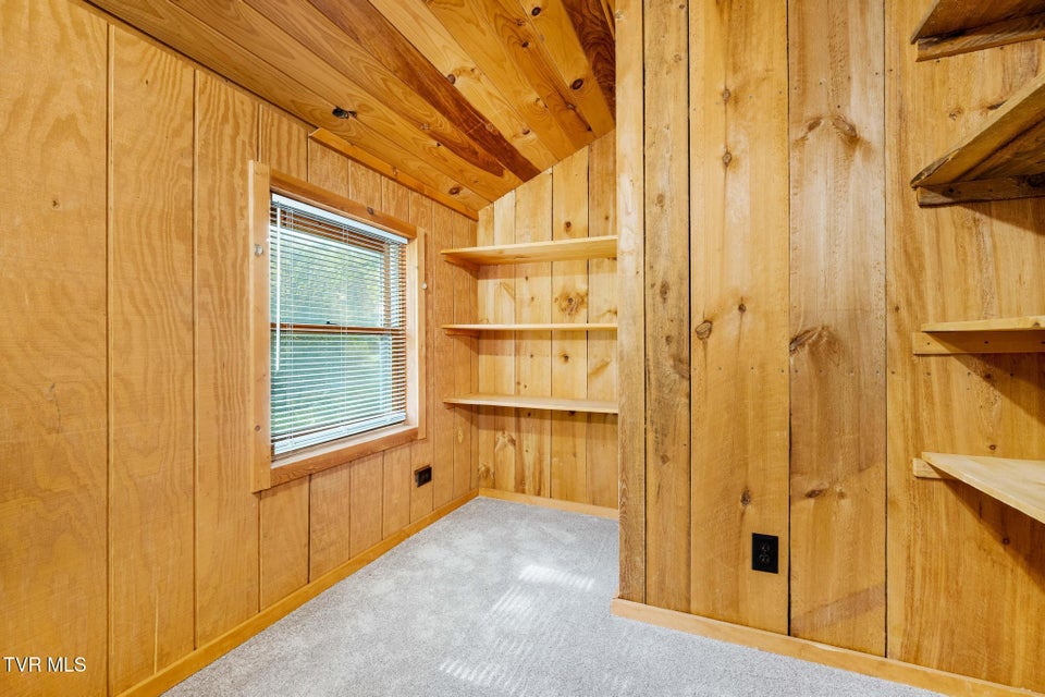 Photo #24: 400 Blant Road