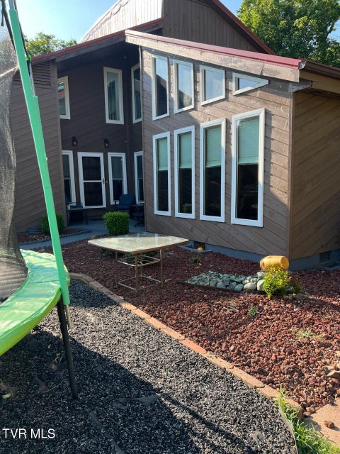 Photo #6: 200 River Edge Drive