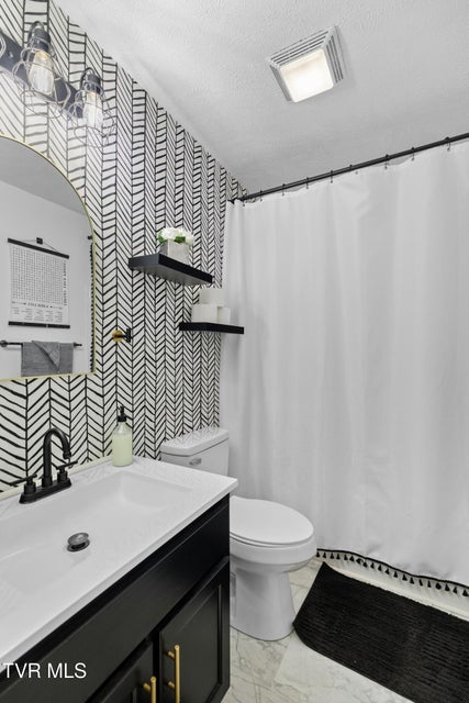 Photo #14: 185 Madeline Lane