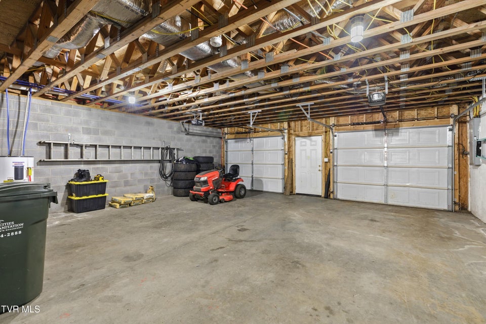 Photo #26: 185 Madeline Lane