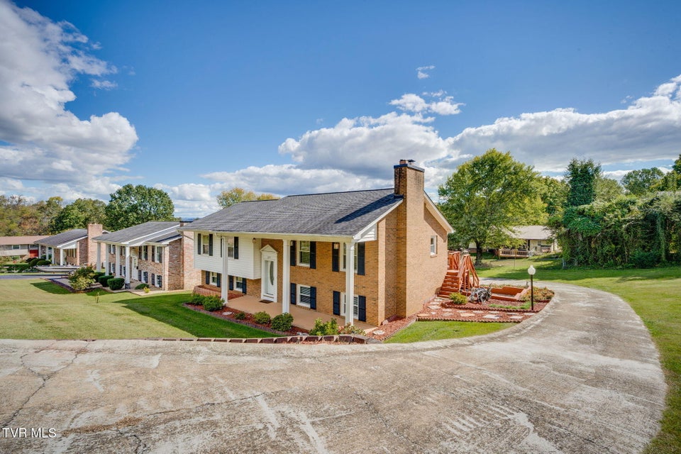 Photo #3: 2029 Louita Avenue